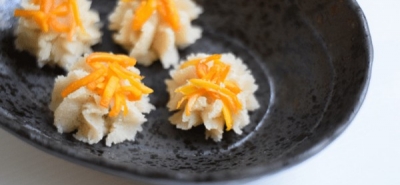 PASTICCINI CRUDISTI CON POLPA DI MANDORLE, LIMONE E MANGO