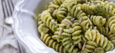 Fusilli al pesto di foglie di rucola e semi di girasole