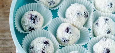 Tartufini cocco e ribes nero