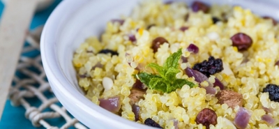 Quinoa allo zafferano e frutta secca