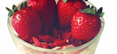Yougurt con Fragole e Goji Berries